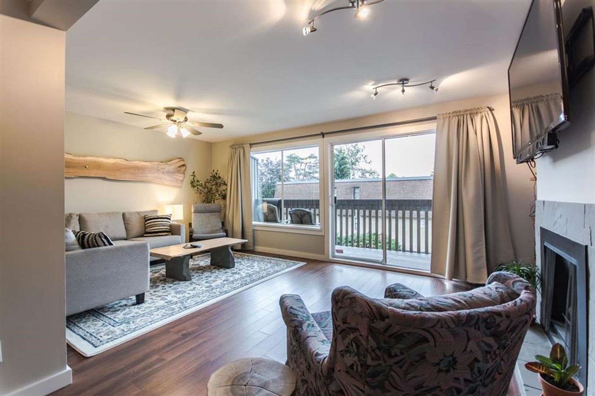 61830 at 969 Old Lillooet Road, North Vancouver