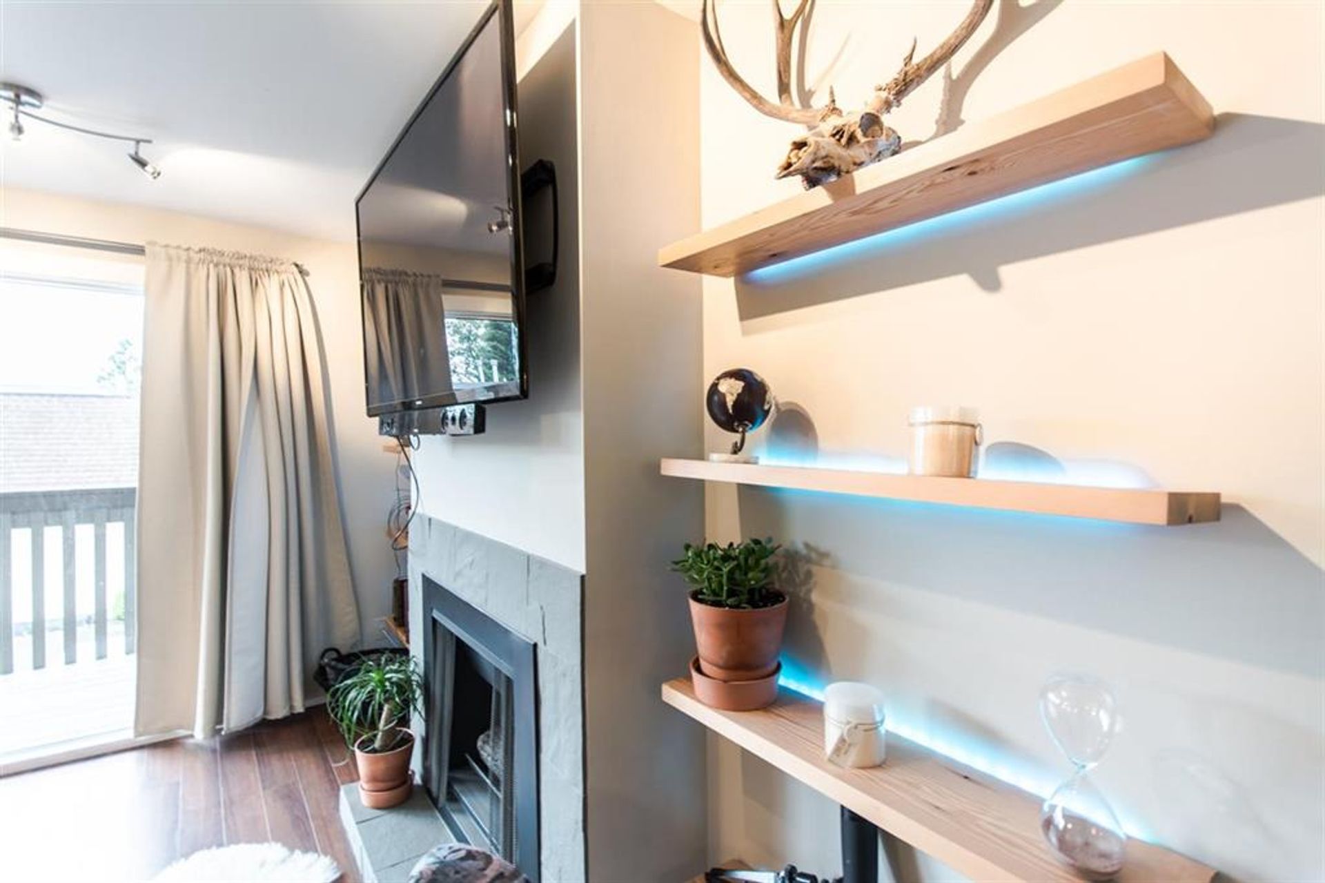 61833 at 969 Old Lillooet Road, North Vancouver