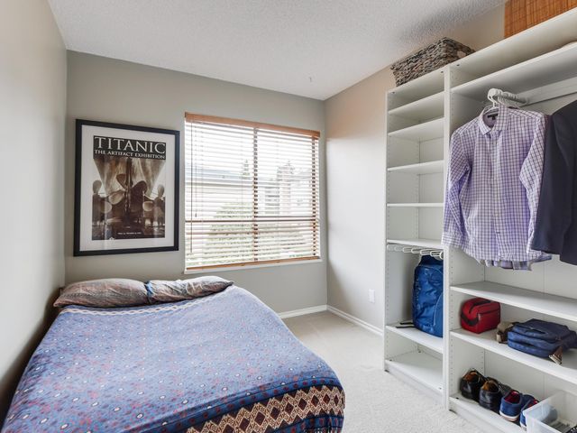 61961 at 321 - 206 15th Street E, North Vancouver