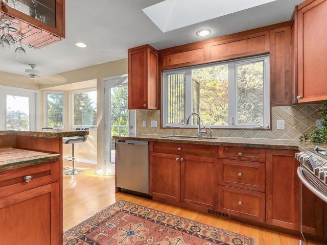 62290 at 1811 Coldwell Road, North Vancouver