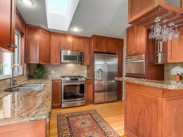 62293 at 1811 Coldwell Road, North Vancouver