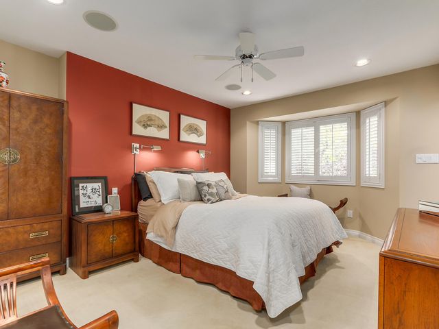 62302 at 1811 Coldwell Road, North Vancouver