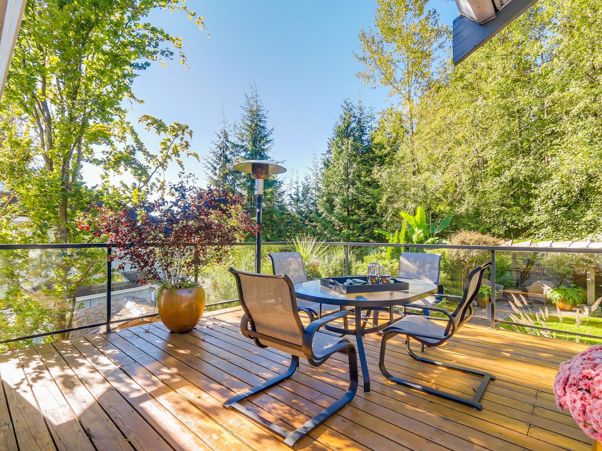 62296 at 1811 Coldwell Road, North Vancouver