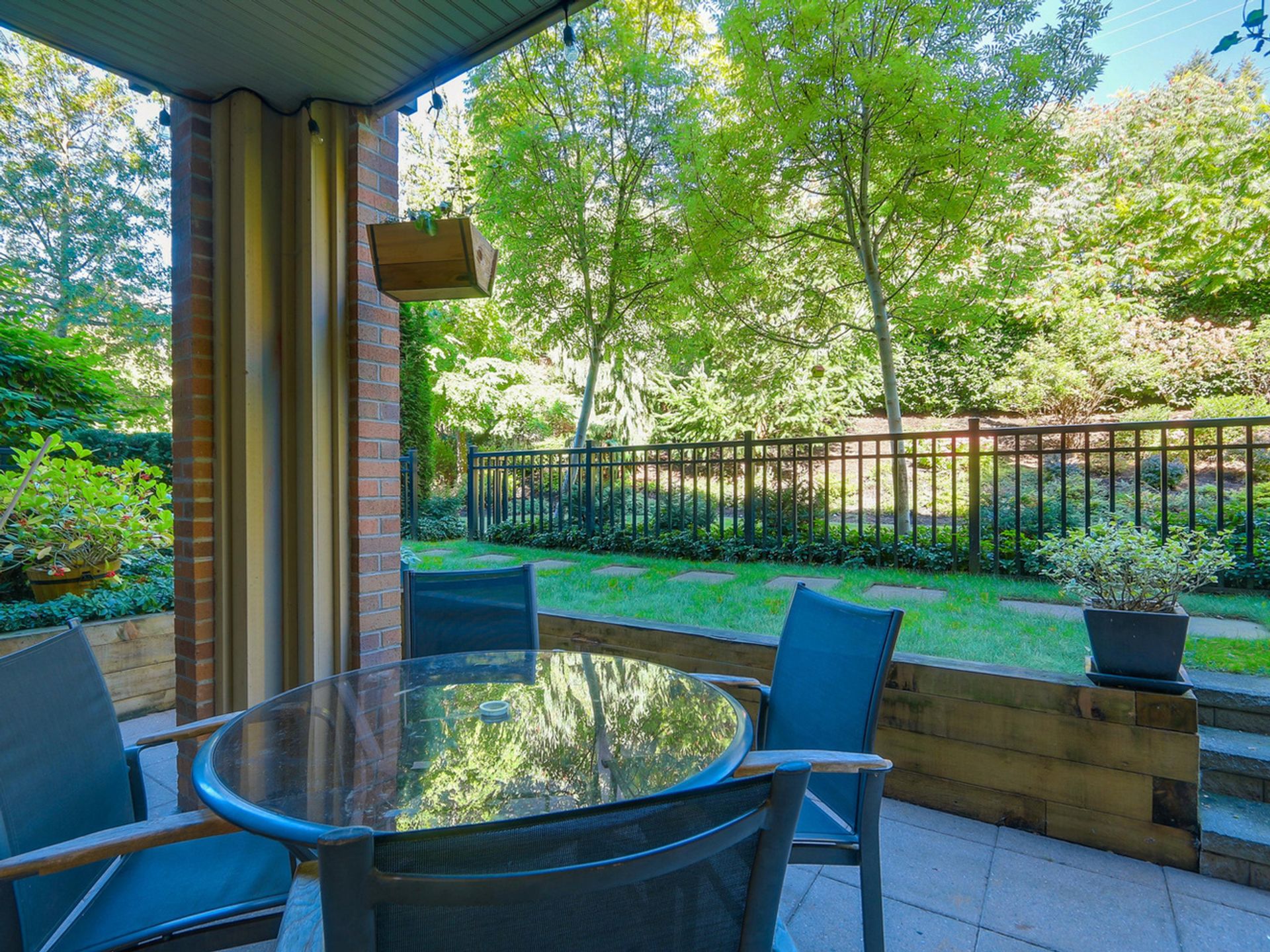 62523 at 119 - 1633 Mackay Avenue, North Vancouver