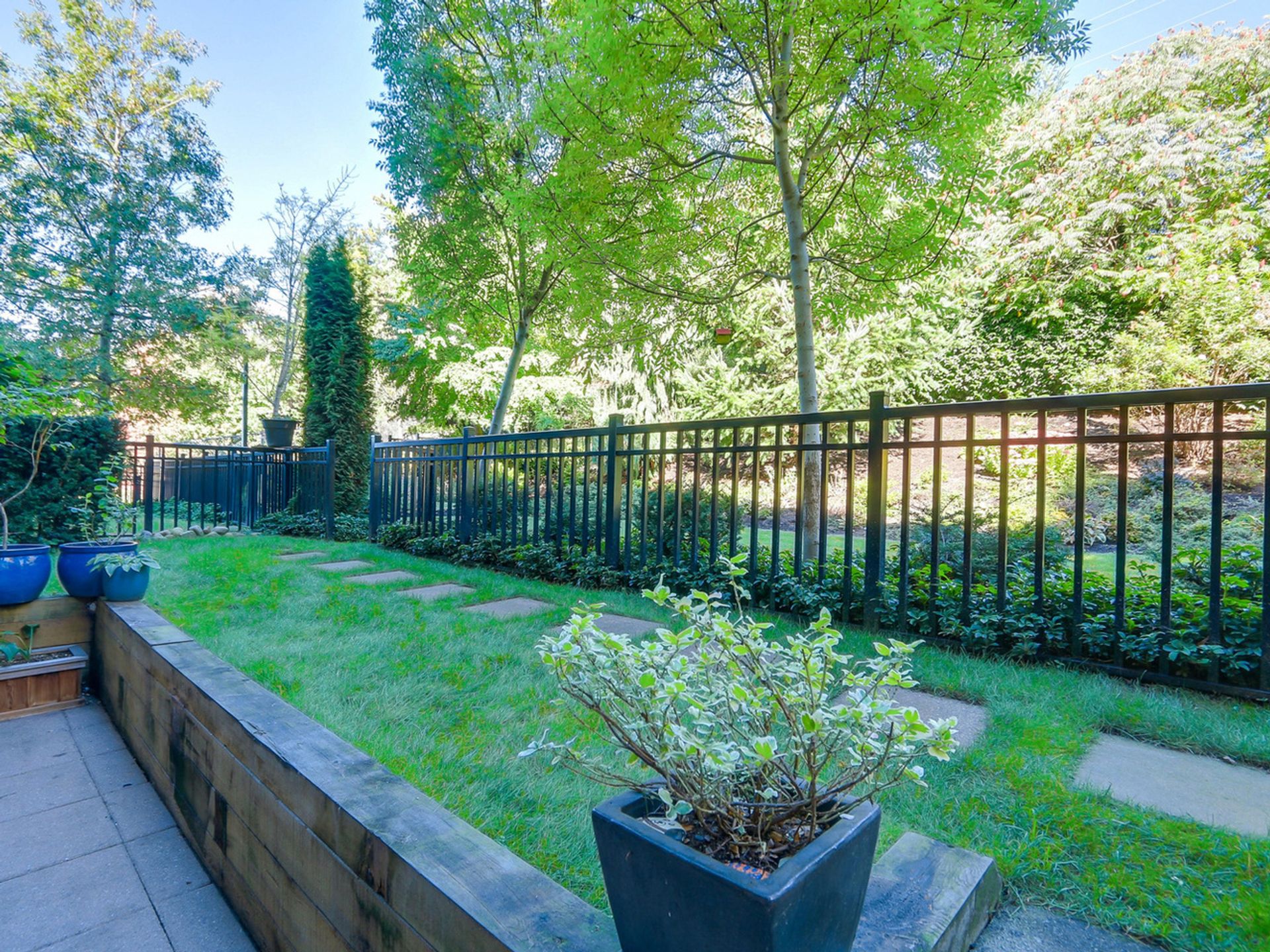 62526 at 119 - 1633 Mackay Avenue, North Vancouver