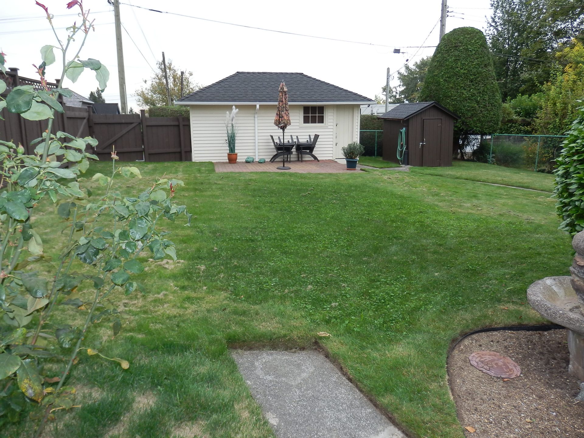 62586 at 533 16th Street E, North Vancouver