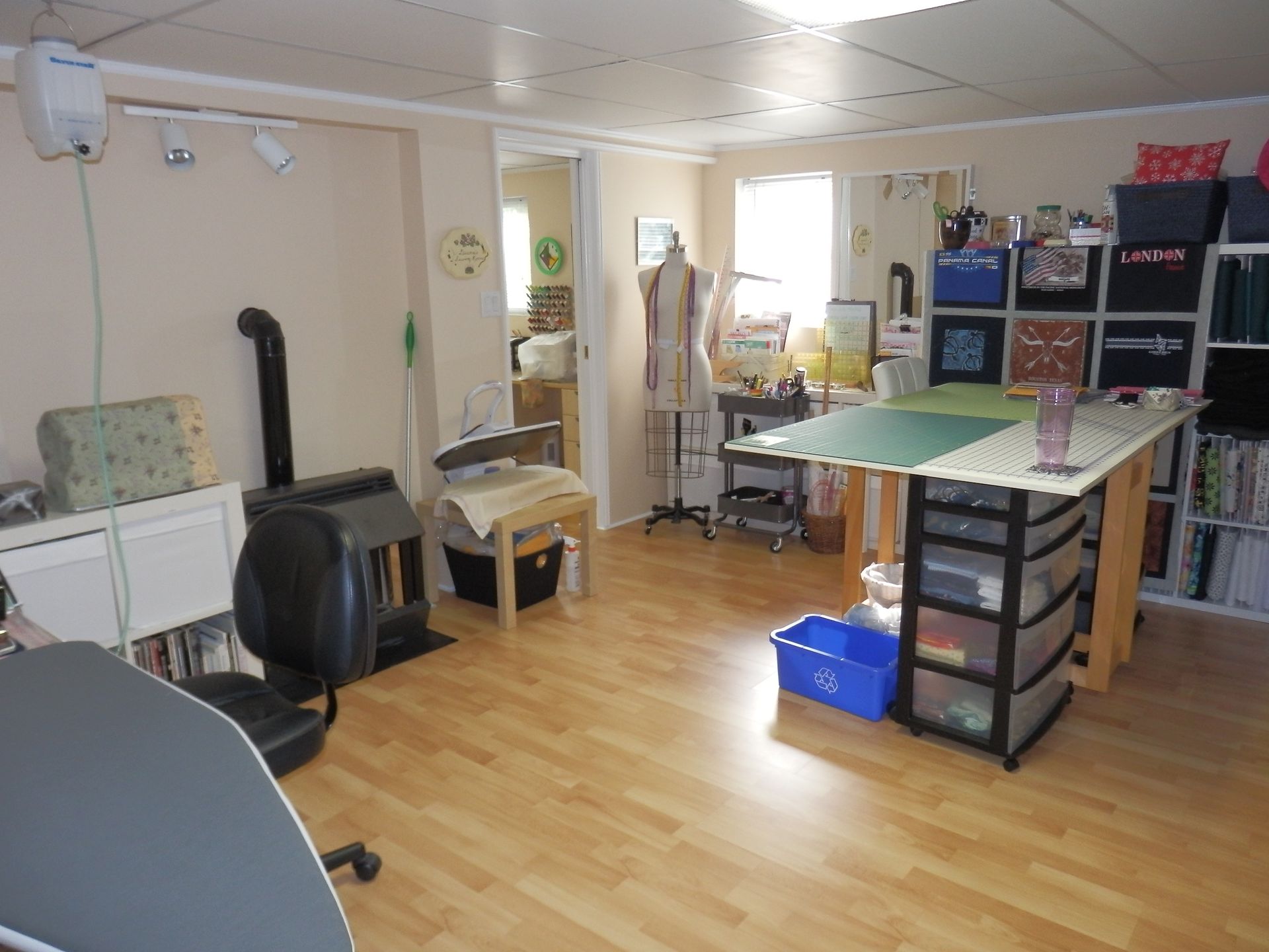 62628 at 533 16th Street E, North Vancouver