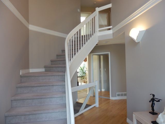 62741 at 192 Montroyal Boulevard, North Vancouver