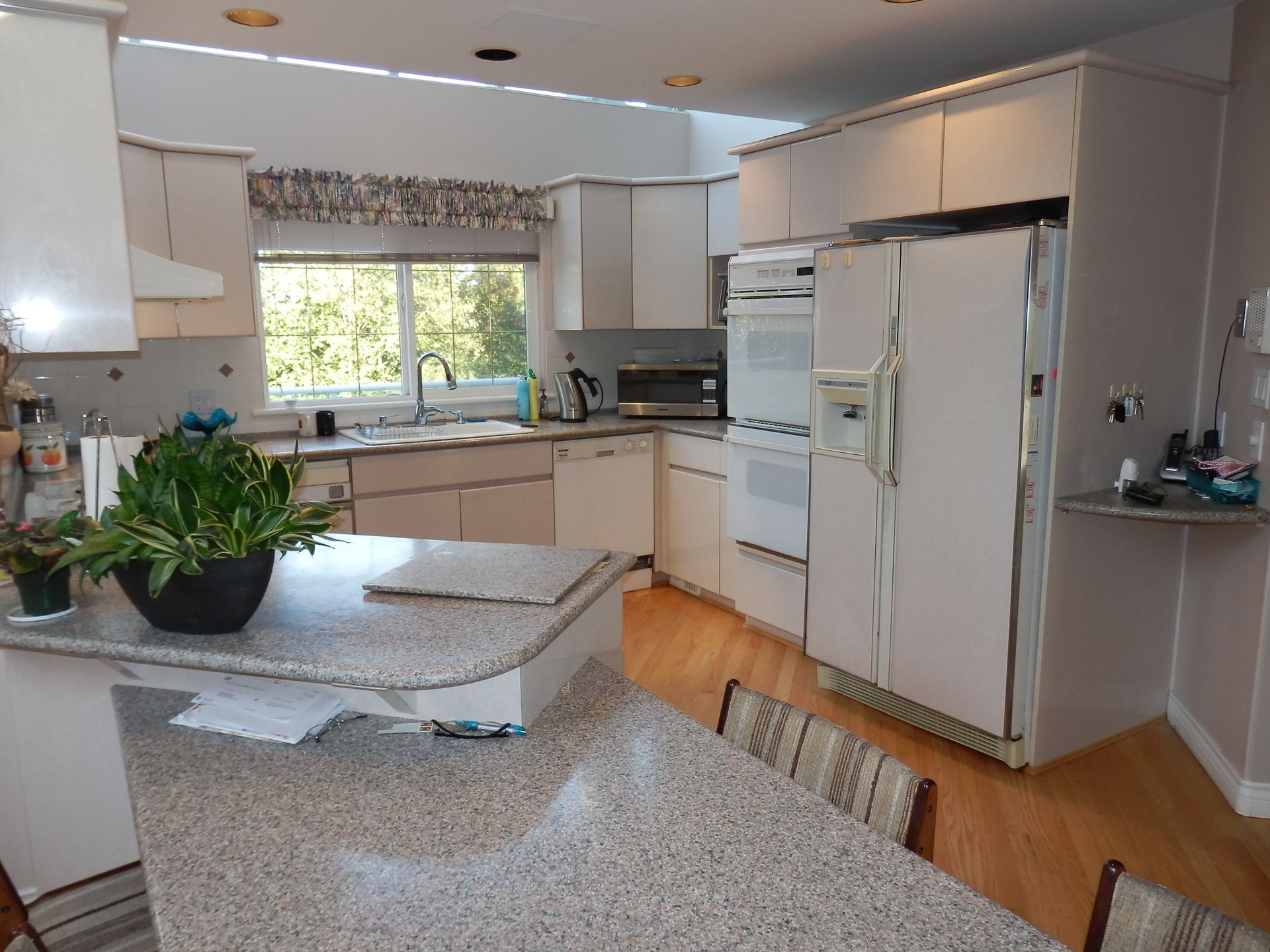 62714 at 192 Montroyal Boulevard, North Vancouver