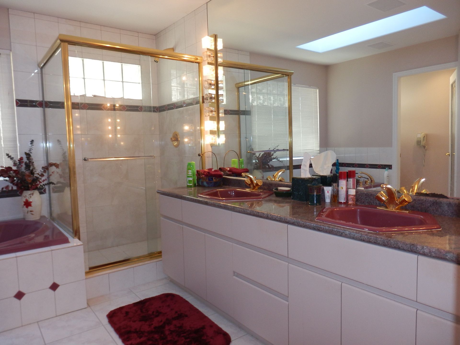 62747 at 192 Montroyal Boulevard, North Vancouver