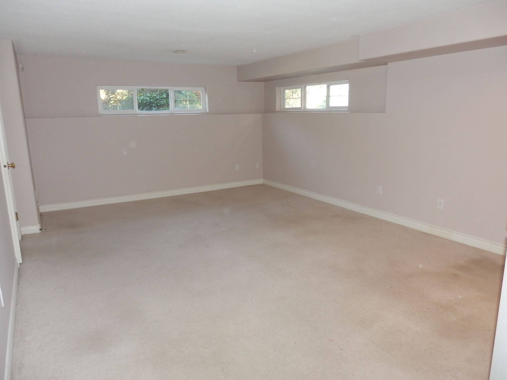 62762 at 192 Montroyal Boulevard, North Vancouver