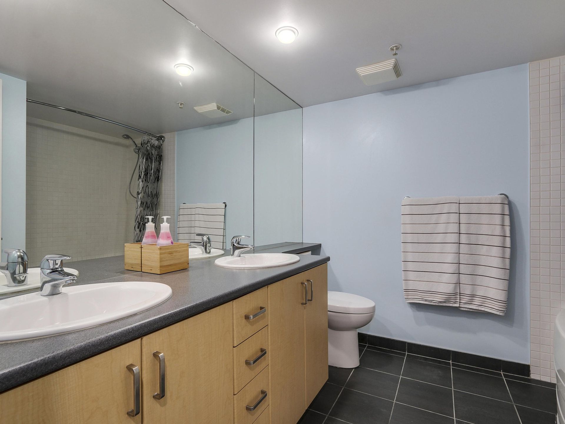 62939 at 1509 - 155 1st Street W, North Vancouver