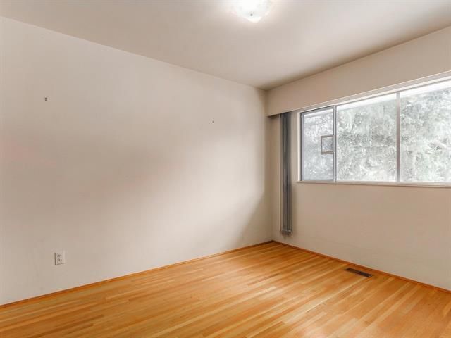 63033 at 1705 Arborlynn Drive, North Vancouver