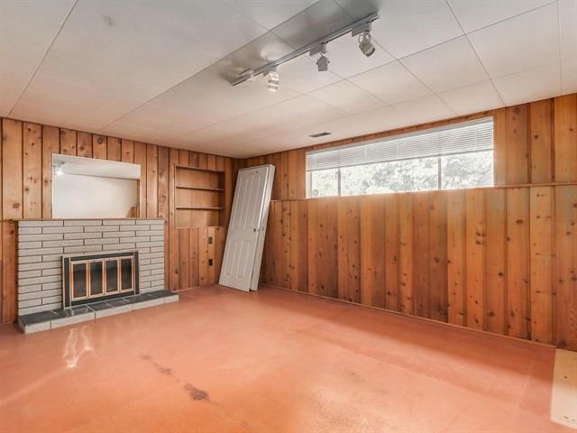 63040 at 1705 Arborlynn Drive, North Vancouver