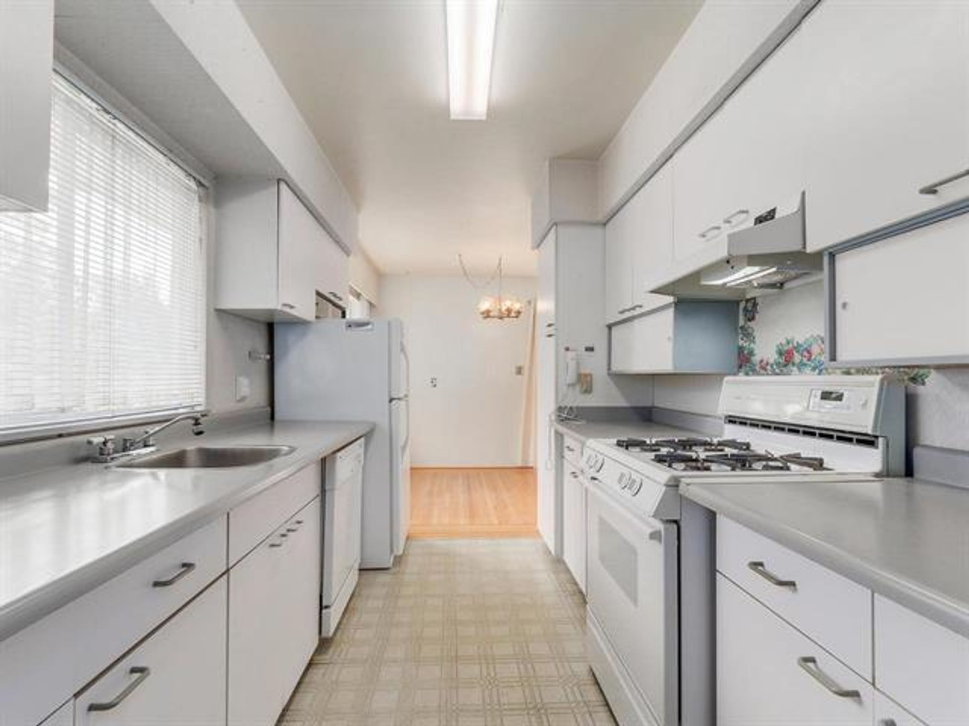 63025 at 1705 Arborlynn Drive, North Vancouver