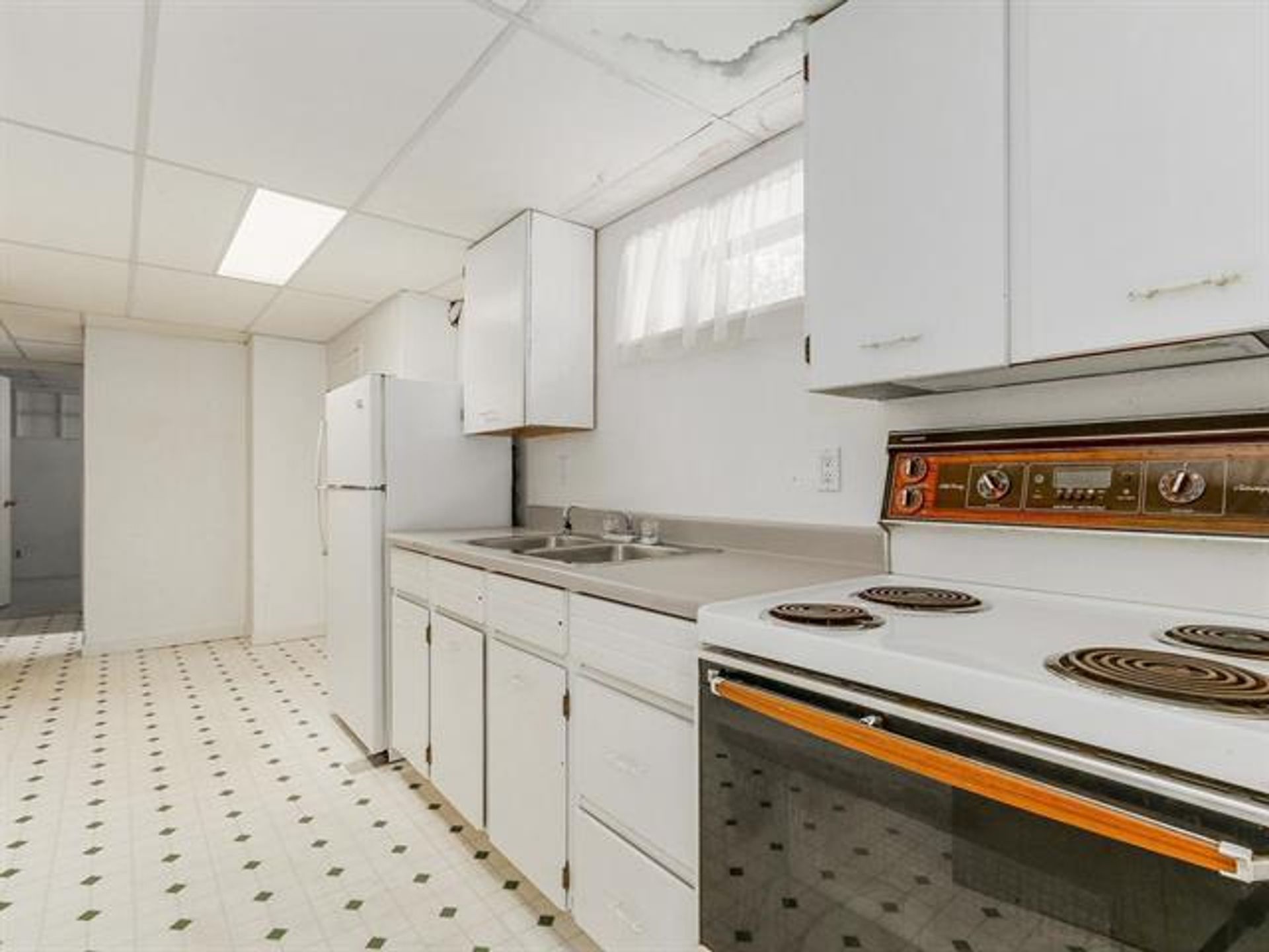 63043 at 1705 Arborlynn Drive, North Vancouver