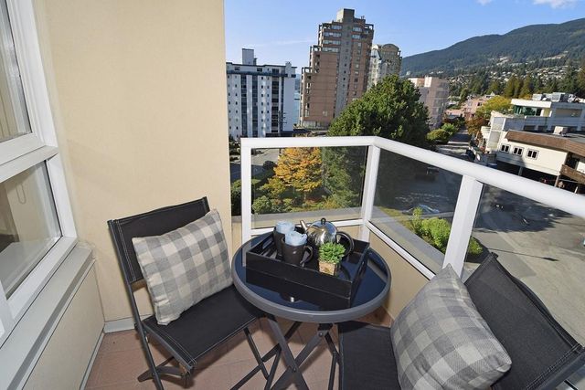 63099 at 603 - 2203 Bellevue Avenue, West Vancouver