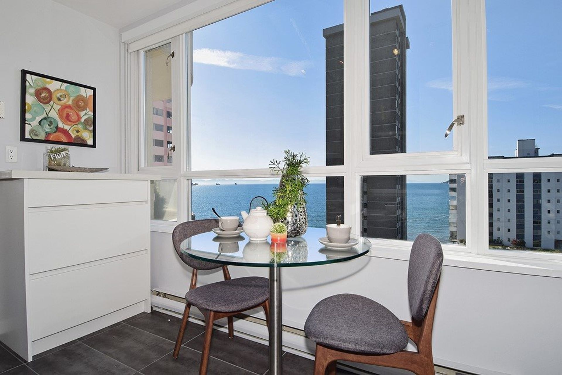 63090 at 603 - 2203 Bellevue Avenue, West Vancouver