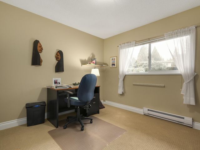 63170 at 1033 Kennedy Avenue, North Vancouver