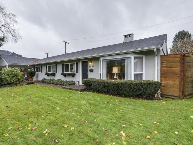 63188 at 1033 Kennedy Avenue, North Vancouver