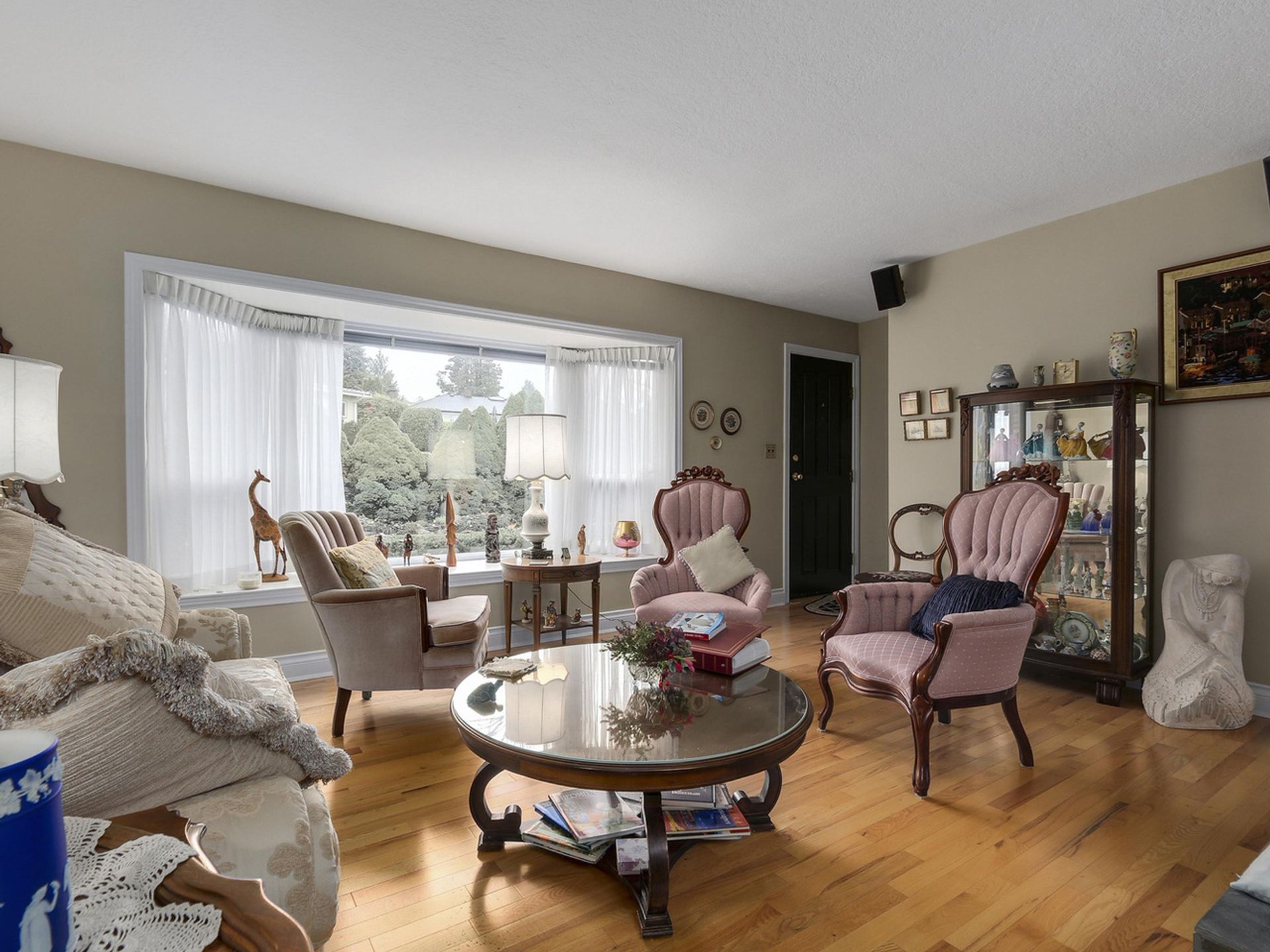 63131 at 1033 Kennedy Avenue, North Vancouver