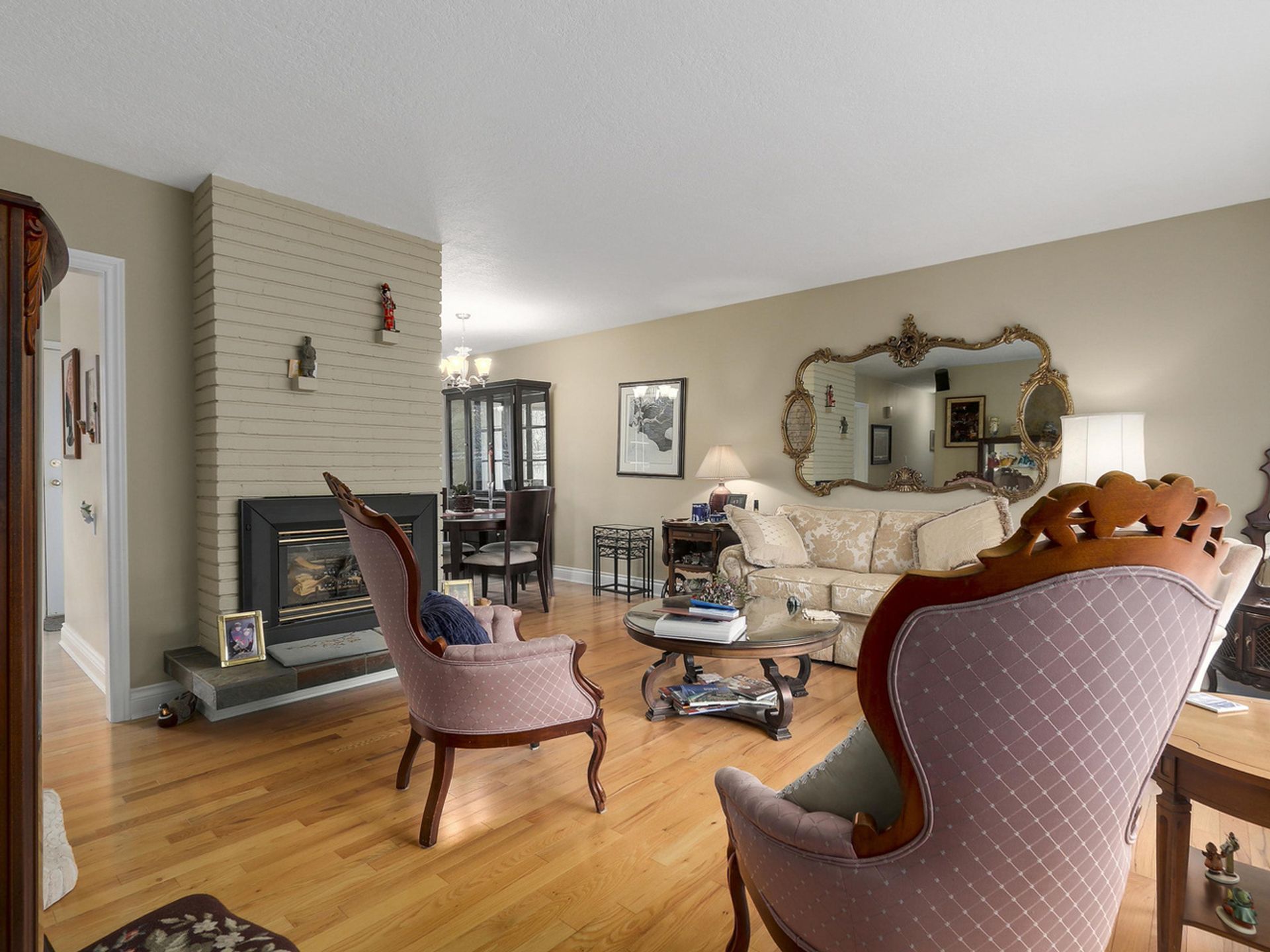 63134 at 1033 Kennedy Avenue, North Vancouver