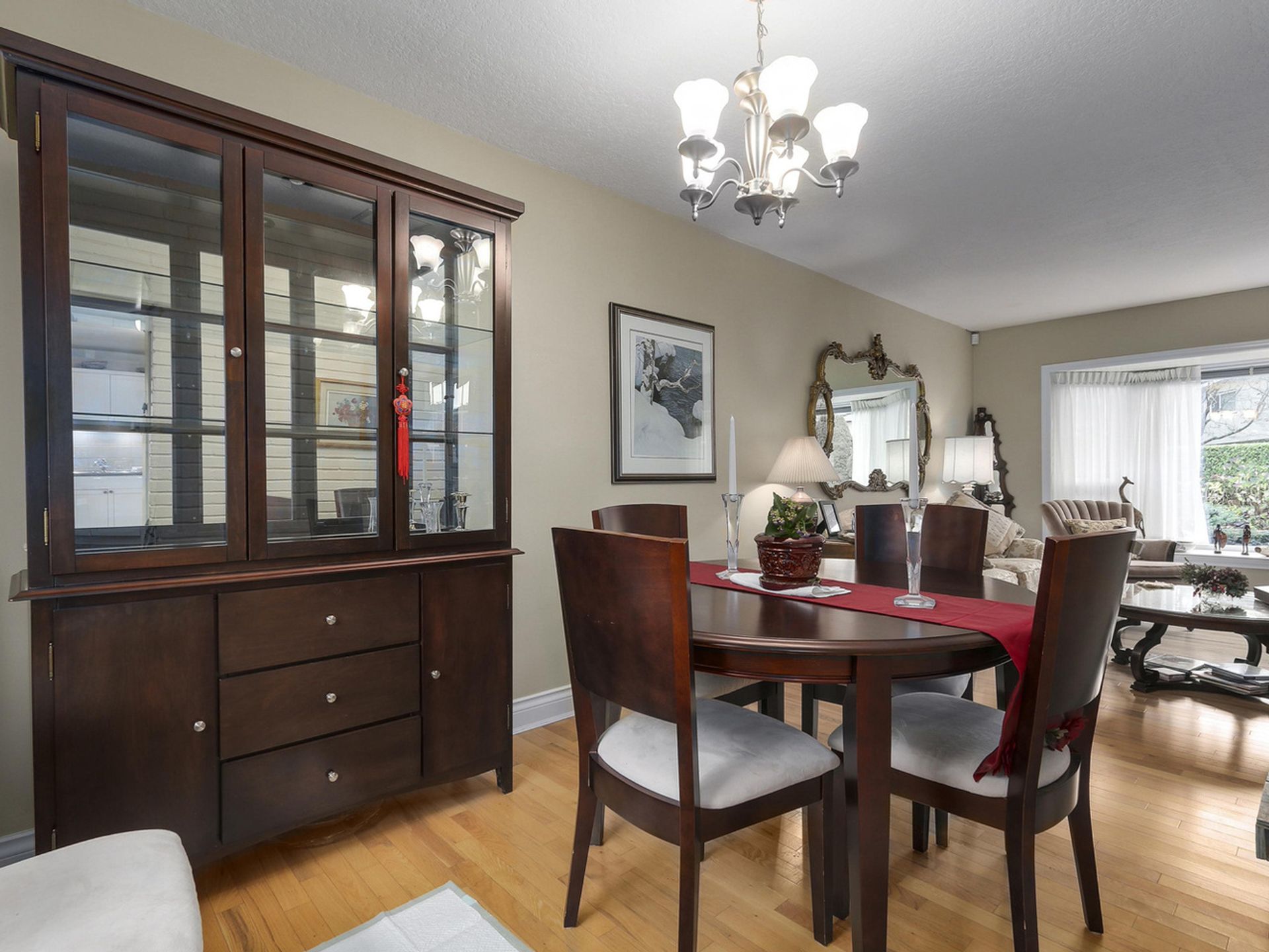 63191 at 1033 Kennedy Avenue, North Vancouver