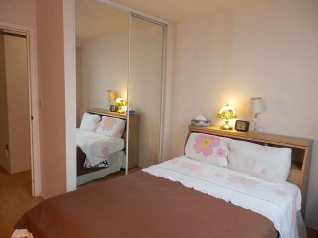 63303 at 907 - 145 St. Georges Avenue, North Vancouver