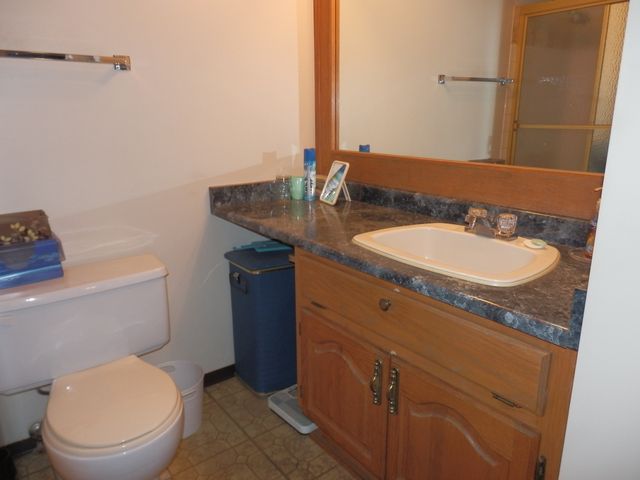 63306 at 907 - 145 St. Georges Avenue, North Vancouver