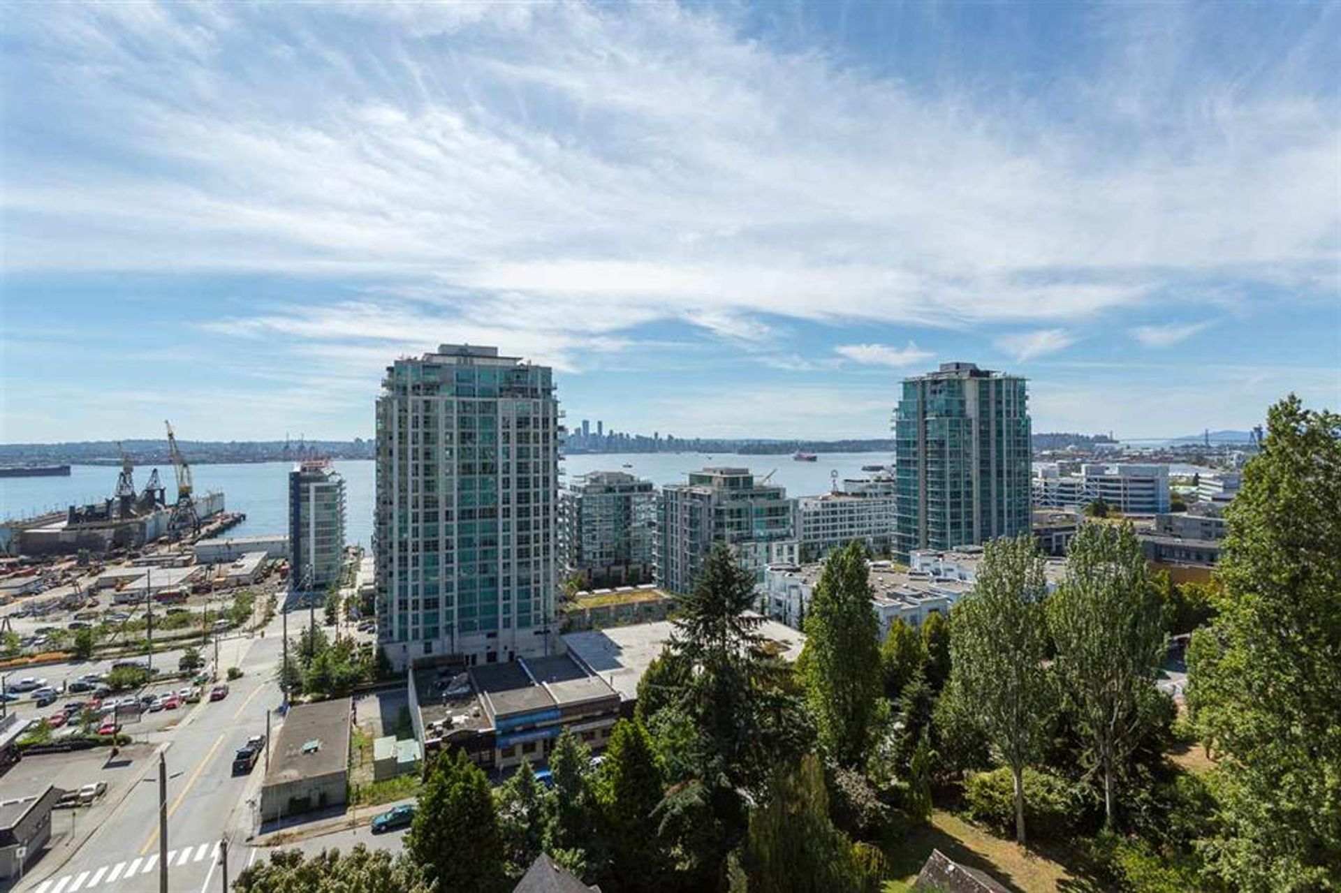 63288 at 907 - 145 St. Georges Avenue, North Vancouver