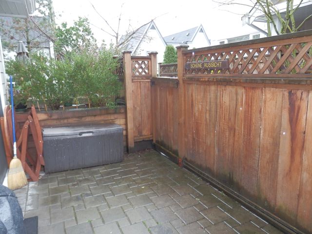 63373 at 915 Tobruck Avenue, North Vancouver