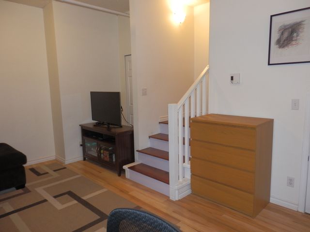 63415 at 915 Tobruck Avenue, North Vancouver