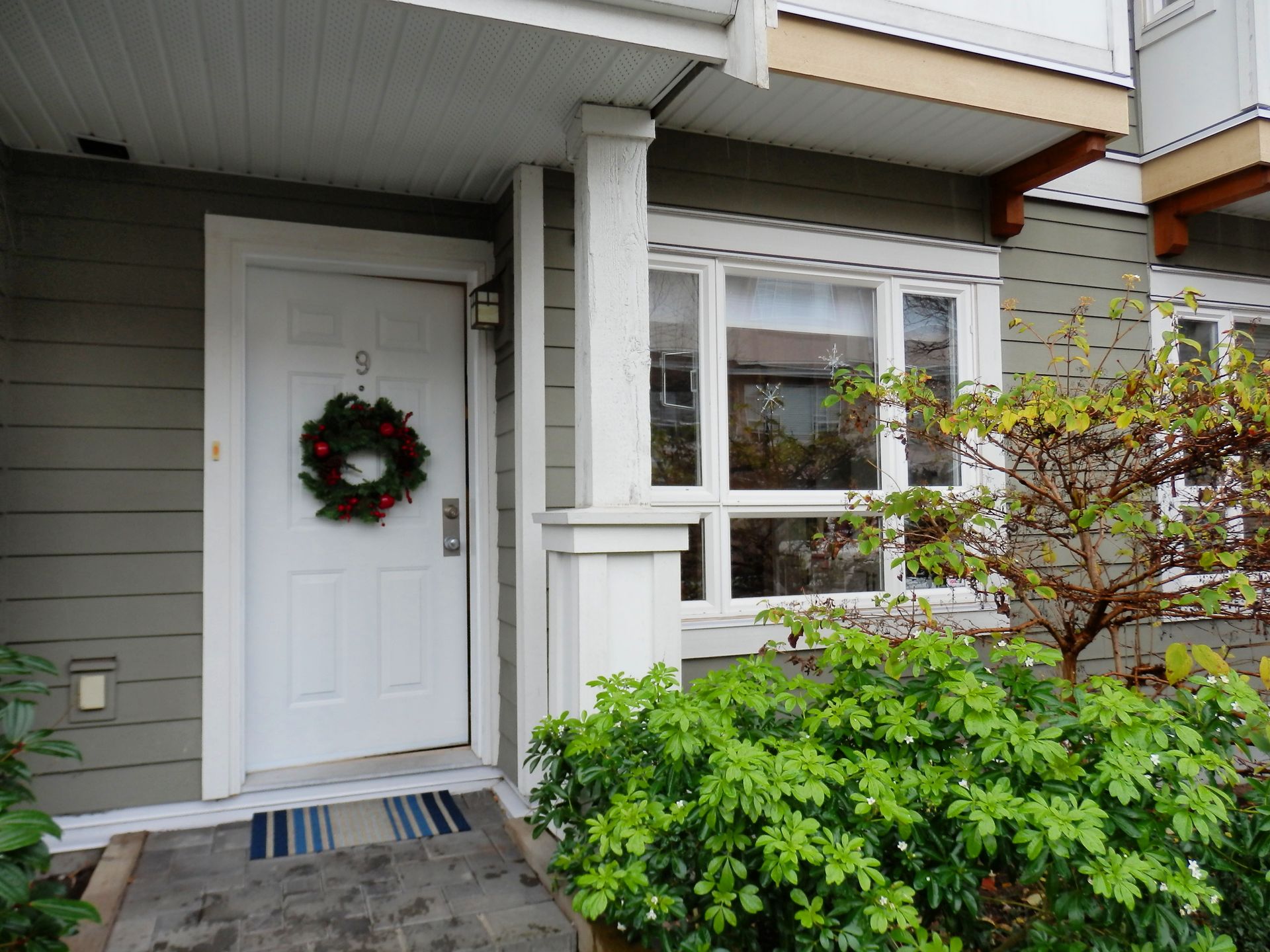 63337 at 915 Tobruck Avenue, North Vancouver