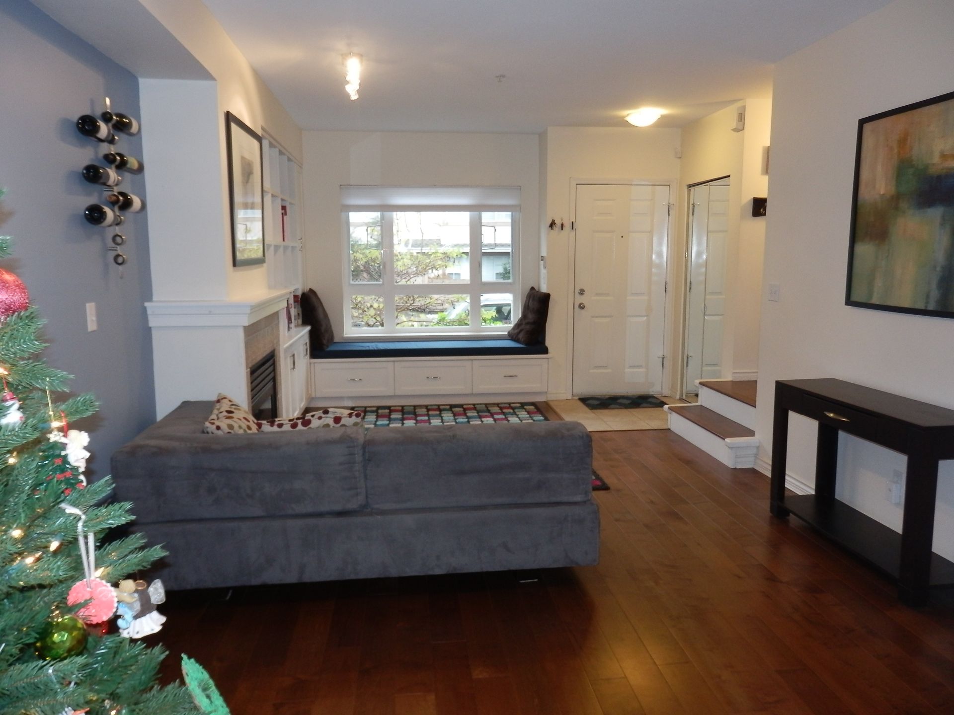 63352 at 915 Tobruck Avenue, North Vancouver