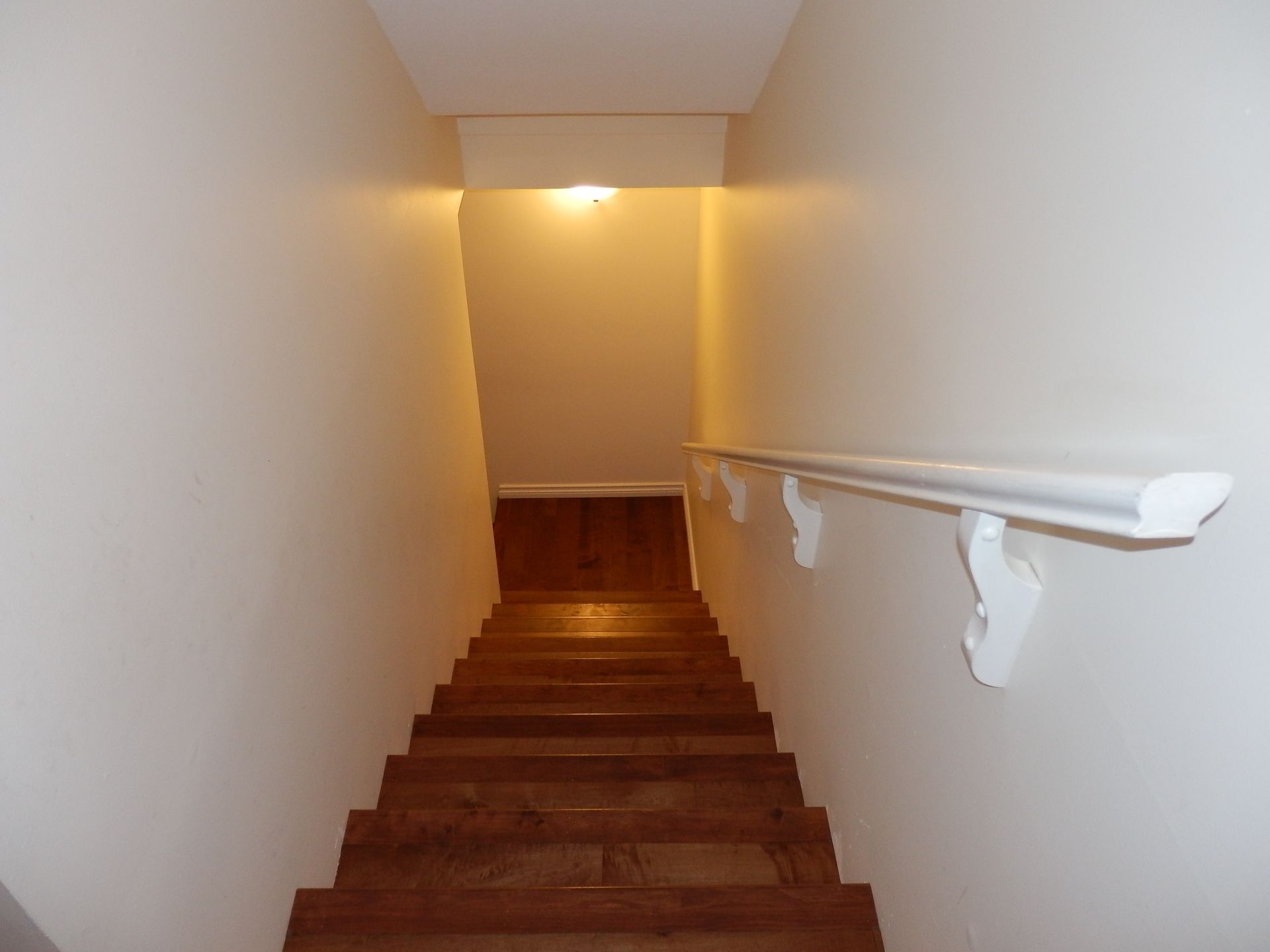 63403 at 915 Tobruck Avenue, North Vancouver