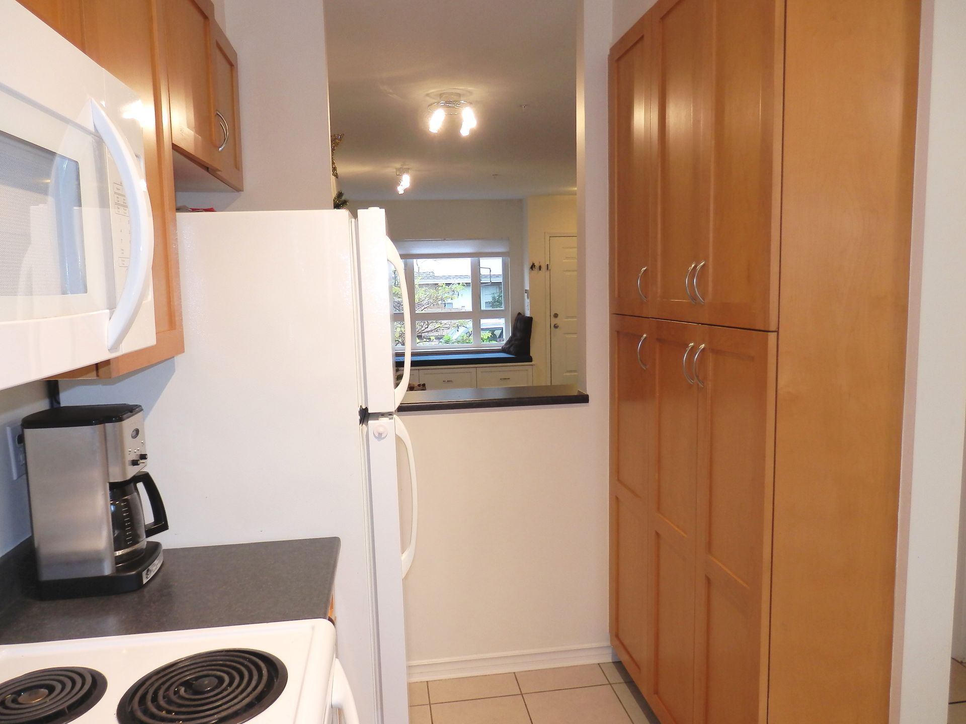 63425 at 915 Tobruck Avenue, North Vancouver