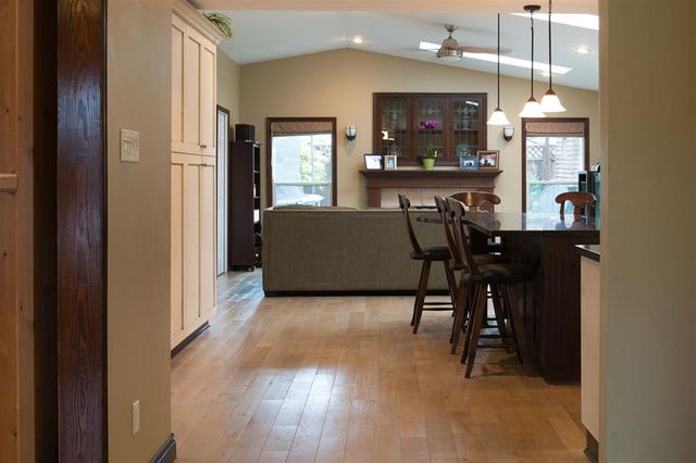 63493 at 1207 Silverwood Crescent, North Vancouver