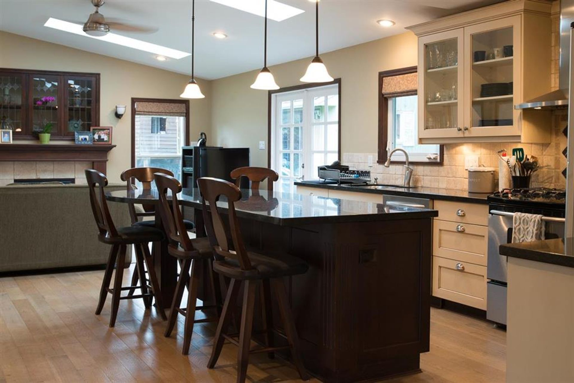 63500 at 1207 Silverwood Crescent, North Vancouver