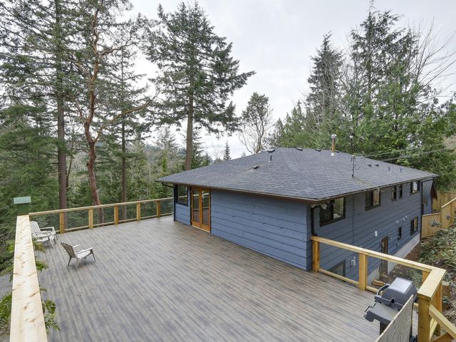 64533 at 6202 Overstone Drive, West Vancouver