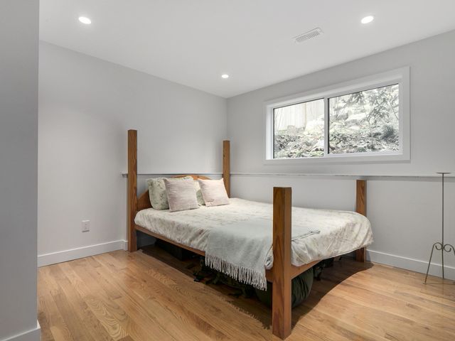 64573 at 6202 Overstone Drive, West Vancouver