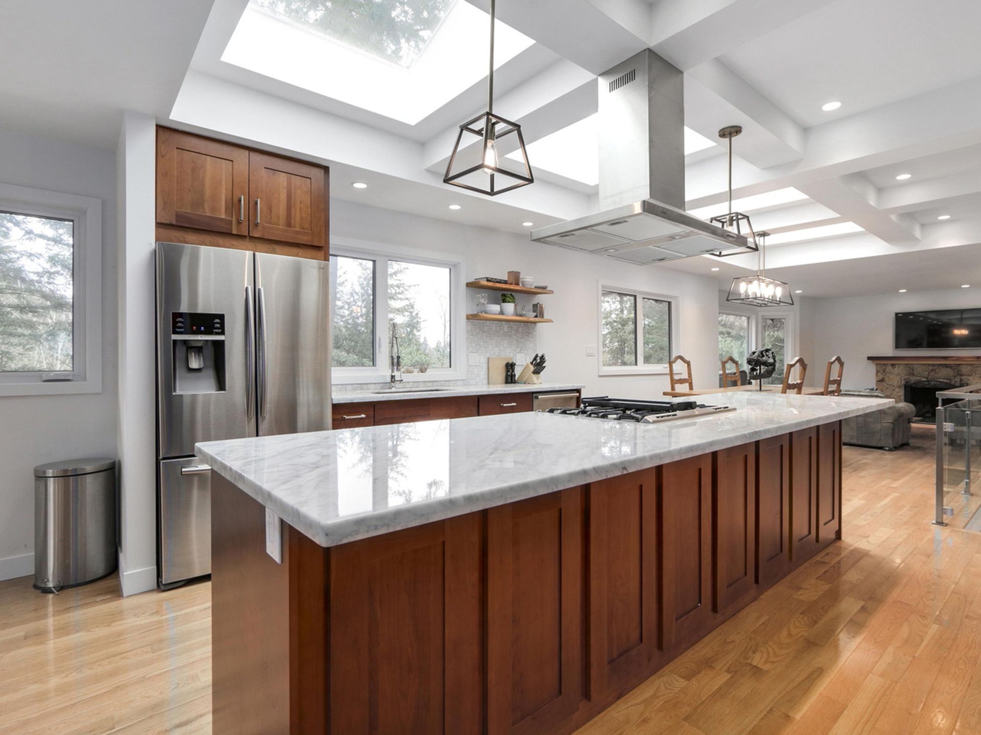 64506 at 6202 Overstone Drive, West Vancouver