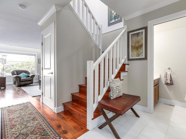 63941-1 at 1135 Montroyal Boulevard, North Vancouver