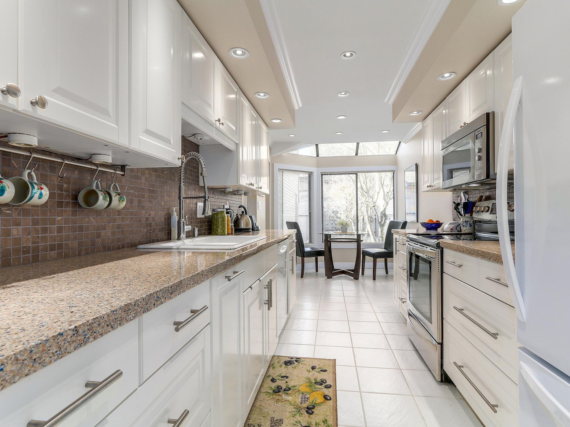 63959-1 at 1135 Montroyal Boulevard, North Vancouver