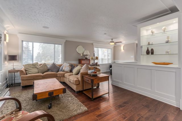 64114 at 1406 Coleman Street, North Vancouver