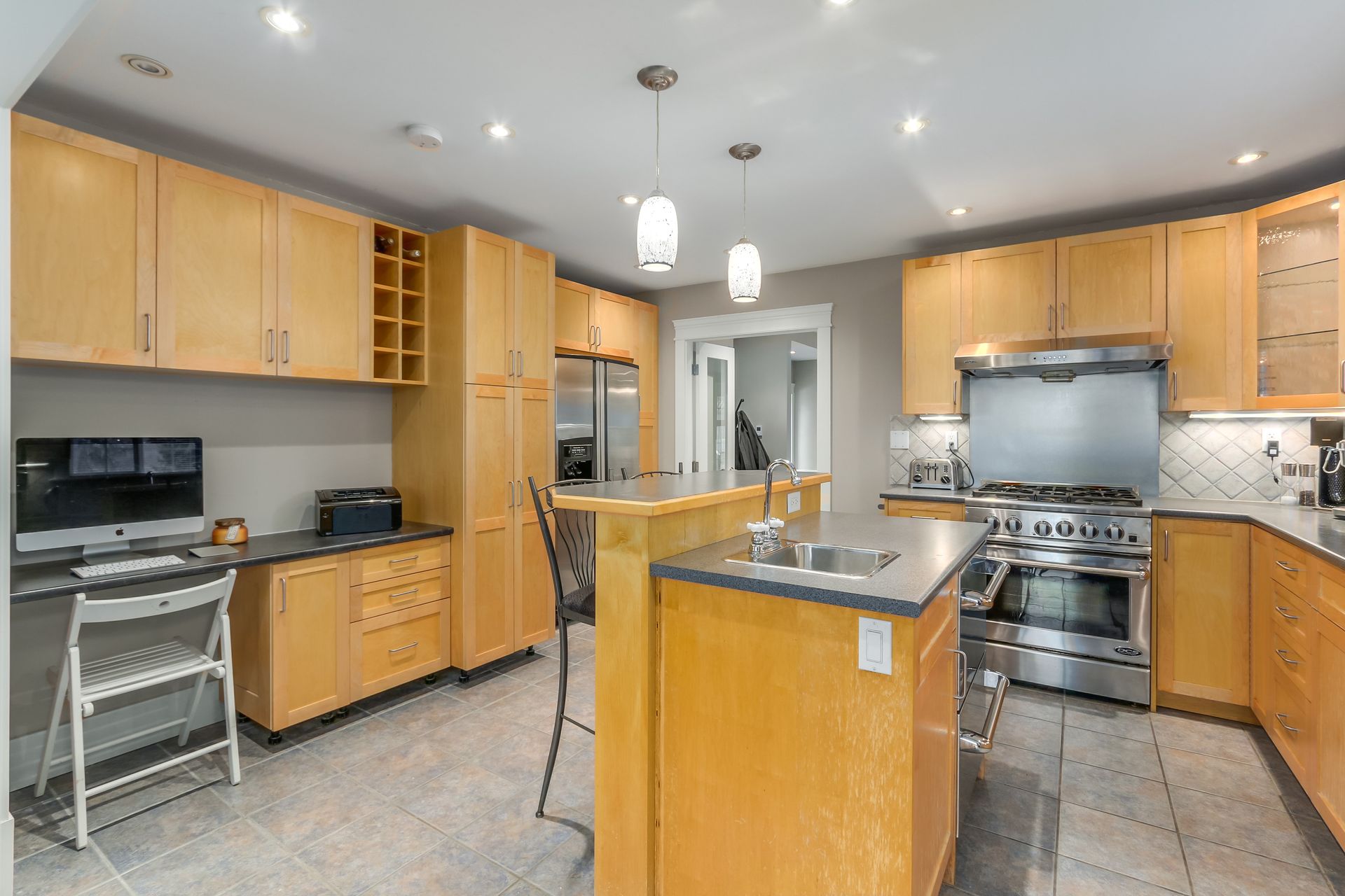 64120 at 1406 Coleman Street, North Vancouver