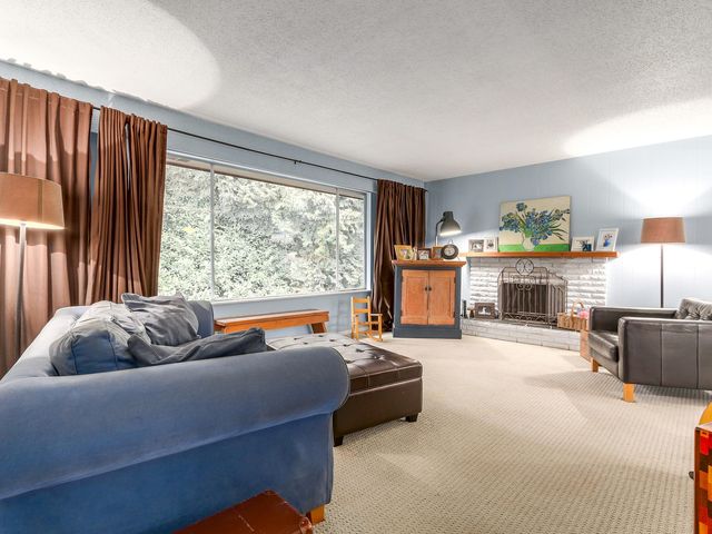 64287 at 1375 Plateau Drive, North Vancouver