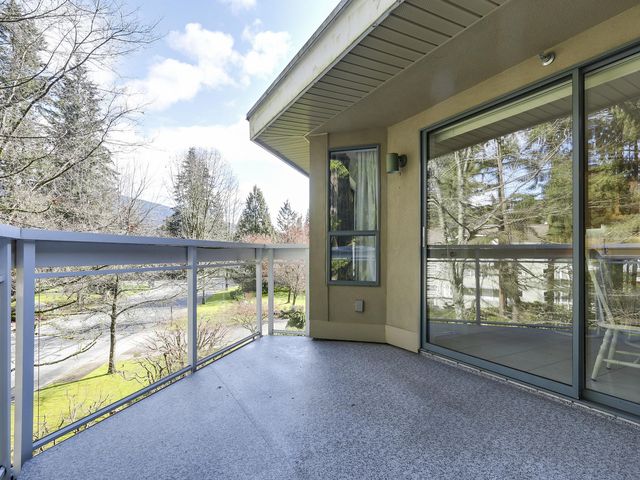 64457 at 303 - 3288 Capilano Crescent, North Vancouver