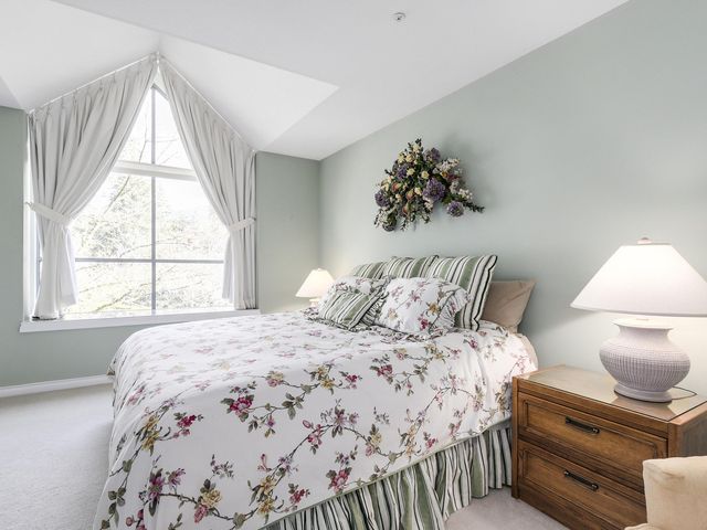 64463 at 303 - 3288 Capilano Crescent, North Vancouver