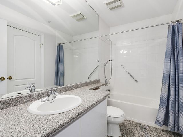 64472 at 303 - 3288 Capilano Crescent, North Vancouver