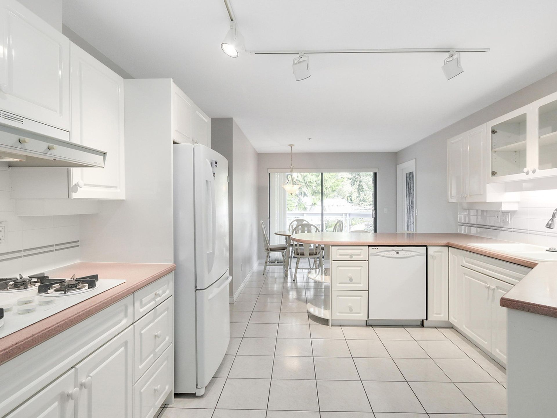 64448 at 303 - 3288 Capilano Crescent, North Vancouver